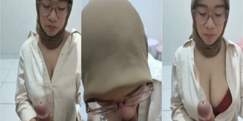 Bokep Nikmat Yang Bisa Dirasakan Sepongan Cewek Jilbab Kacamata Nfo Indonesia - Indo Bokep