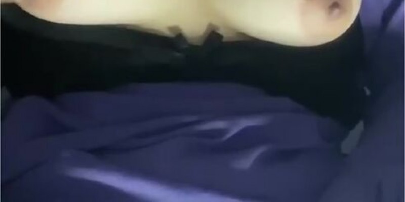 Bokep Indo Jilbab Pink Sange Ngangkang Colmek - Bokepindoh